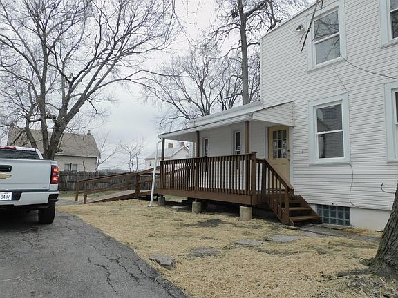 2nd image of 1623 Dewey Ave