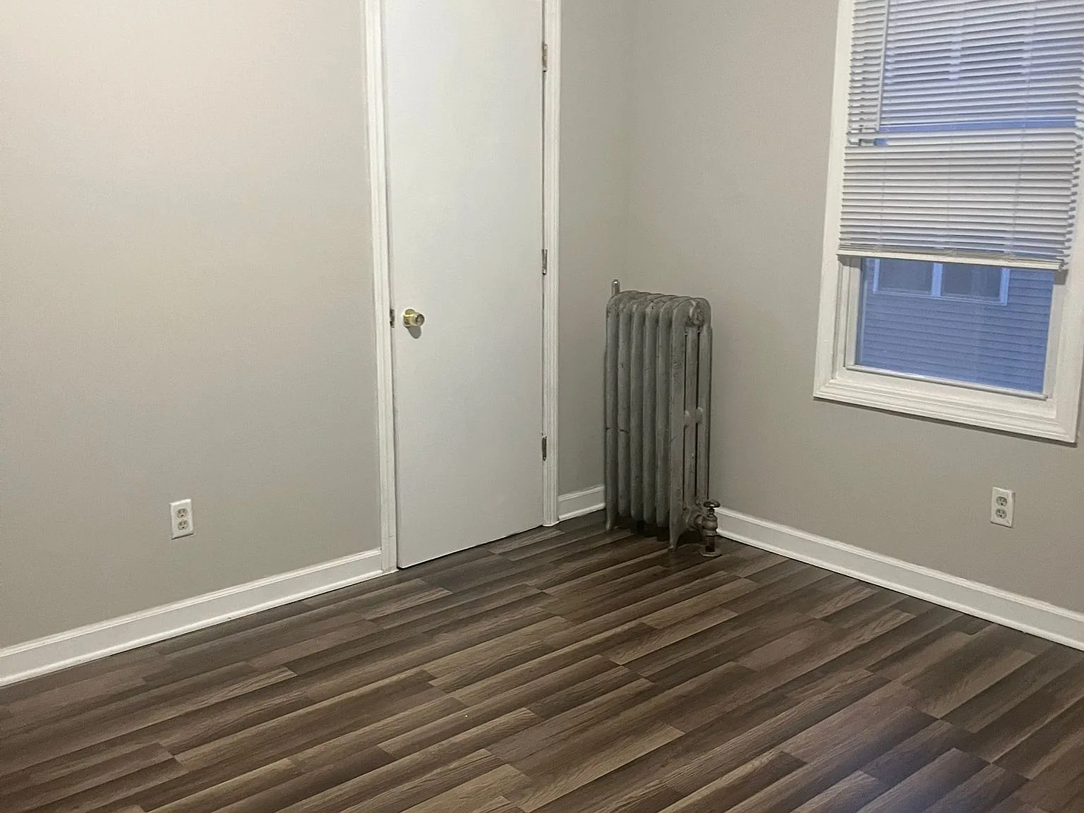4 bed, 1344 sqft, $1,800 — Photo 2