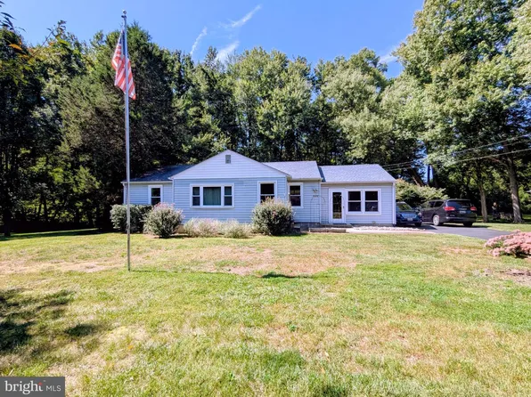 522 N Paradise Rd, Aberdeen, MD 21001