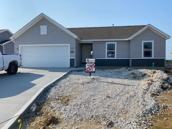 529 Lakewood Dr, Moscow Mills, MO 63362