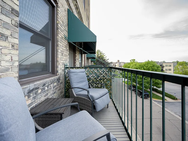 110 N Harbor Dr #308 — Photo 5