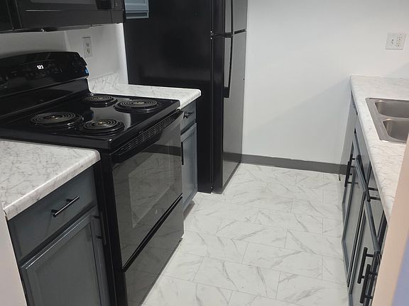 2nd image of 628 Whites Rd APT 3