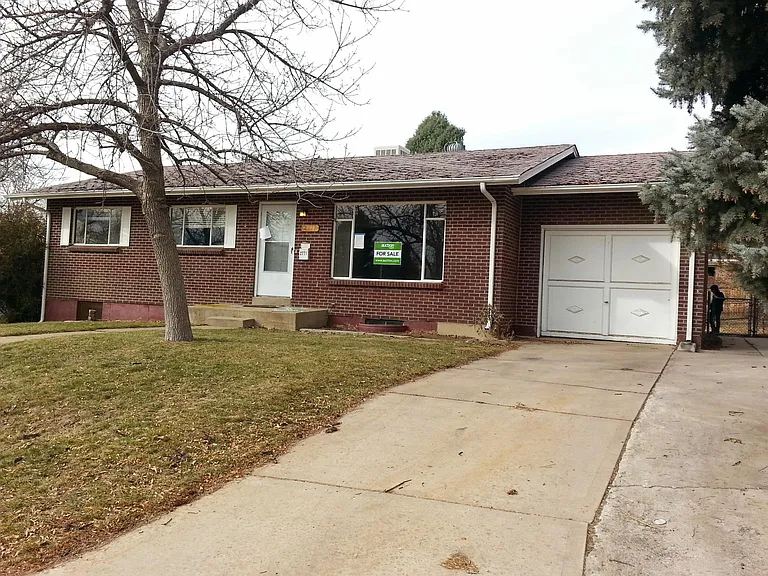 2771 S Perry St — Photo 2