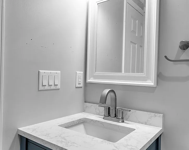 4563 Union Rd #RIGHT SIDE — Photo 20