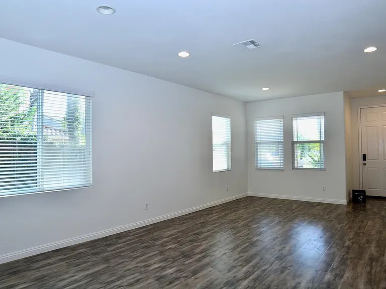 14234 Grayling Dr — Photo 4
