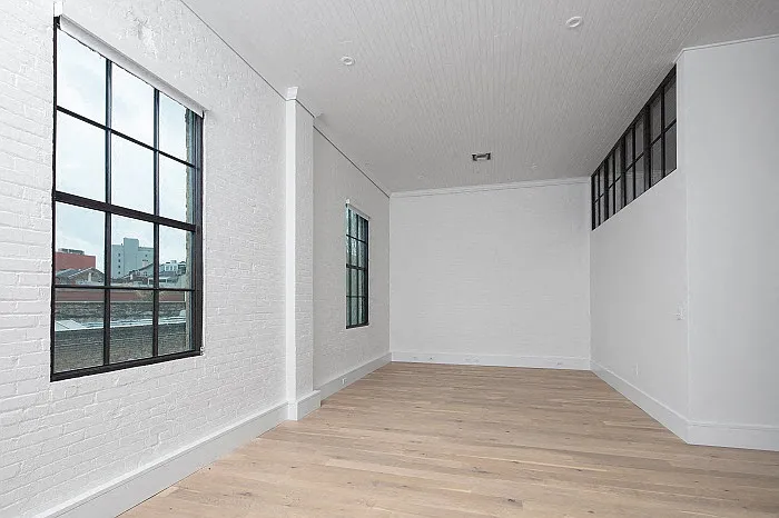 510 Julia St — Photo 46