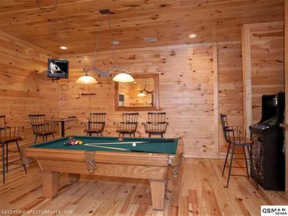 5th image of 716 Mountain Stream Way