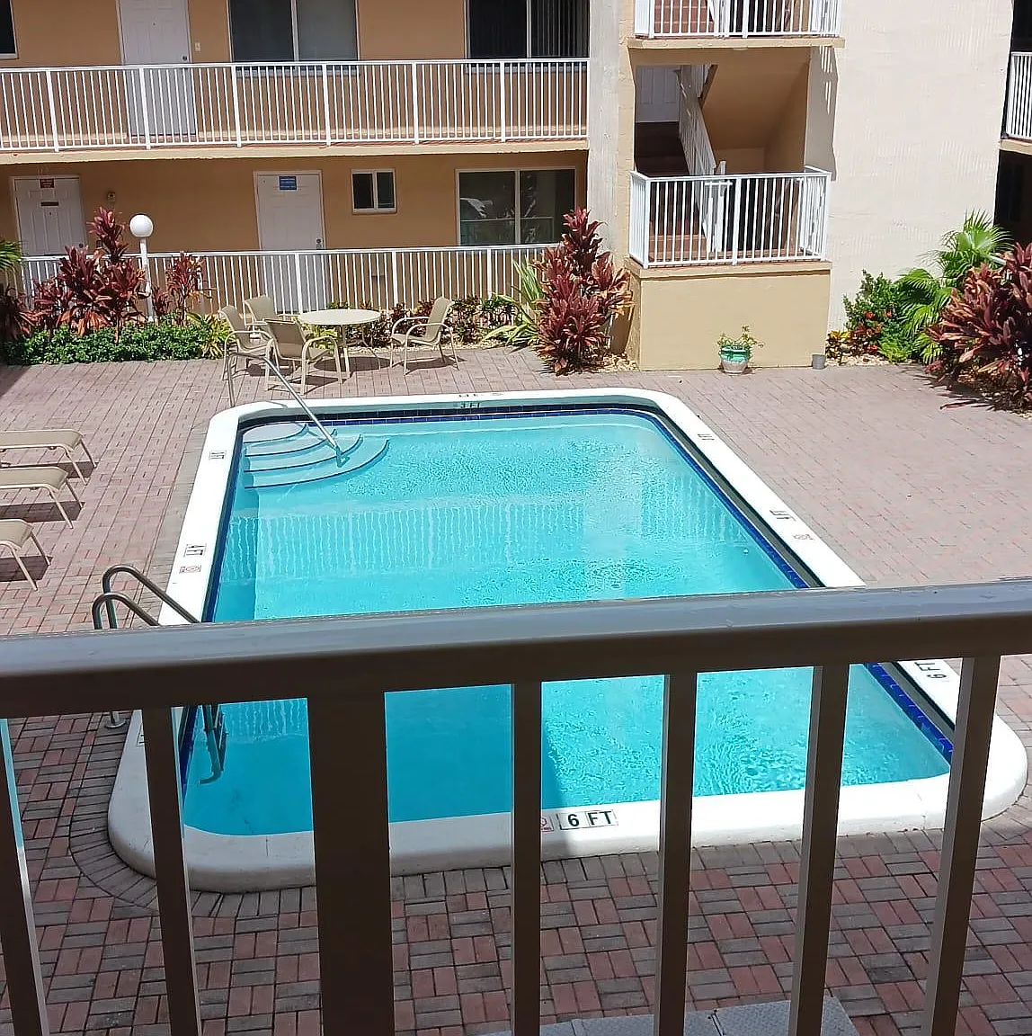 2 bed, 684 sqft, $1,950 — Photo 1