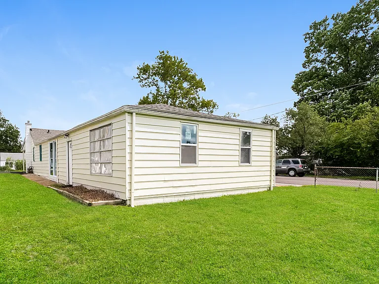 9500 Echo Ln — Photo 14