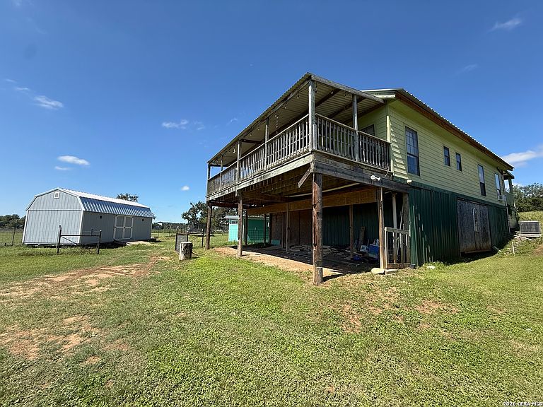 Listing photo 4