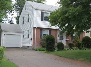 448 Brimfield Rd, Wethersfield, CT 06109