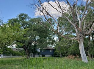 707 Devena Dr, Hutchinson, KS 67501