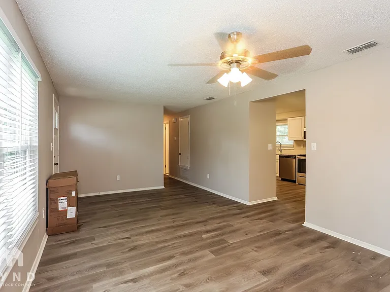 1669 Mary Beth Dr — Photo 6