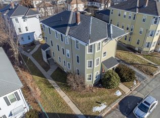 15-15/15A King Philip Rd, Worcester, MA 01606