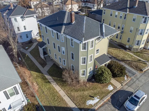 15-15/15A King Philip Rd, Worcester, MA 01606