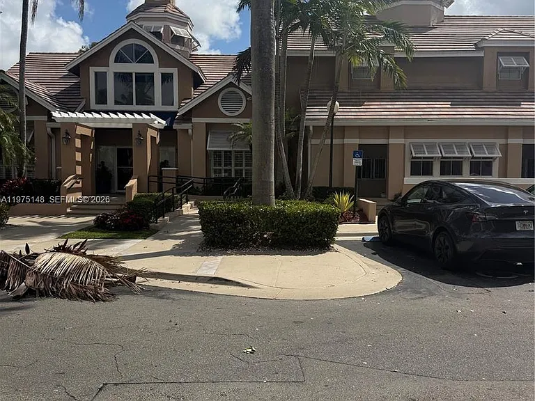 15680 SW 106th Ln #803 — Photo 6
