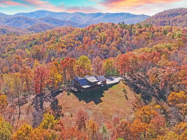 4760 Anderson Rd, Hiawassee, GA 30546