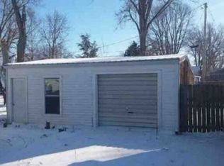 415 Thompson St, Ottawa, IL 61350