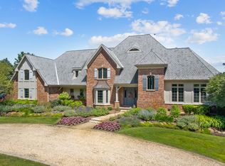 34W067 White Thorne Rd, Wayne, IL 60184