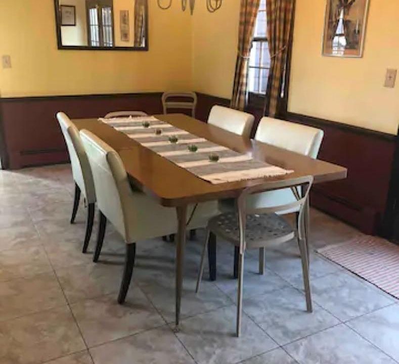 Large eat-in kitchen