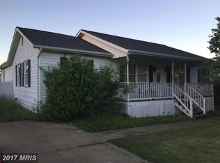 1221 Dewberry Dr, Fredericksburg, VA 22407