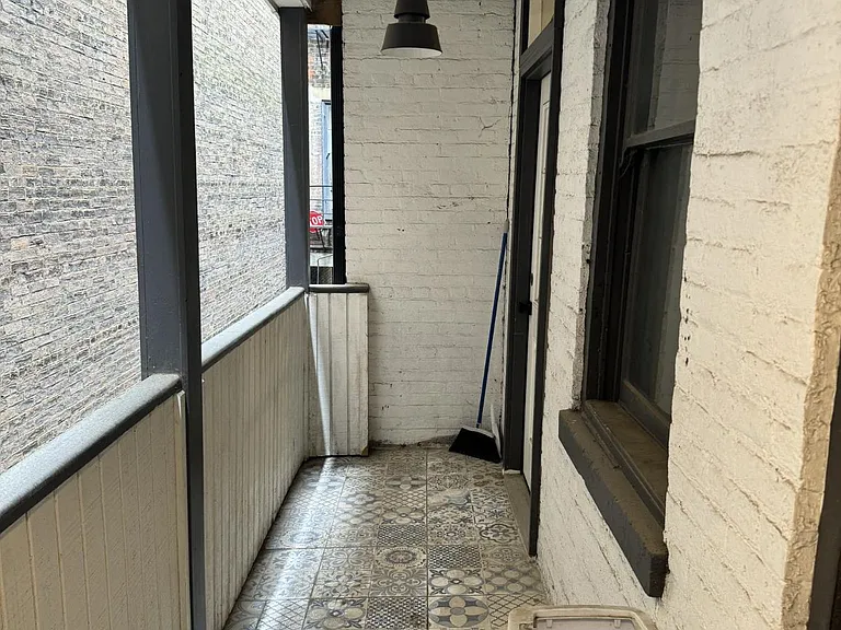1733 Elm St #2C — Photo 11