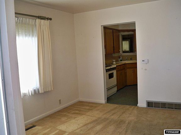 2nd image of 708 4th Ave W
