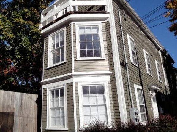 8 Camden Pl
