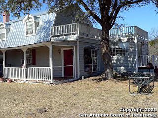 1st image of 335 Edwards CR 831