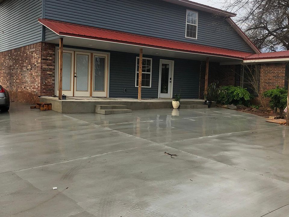 1st image of 2200 Memphis Dr