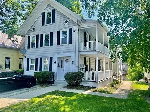 3 bed, 1000 sqft, $1,795 — Photo 1