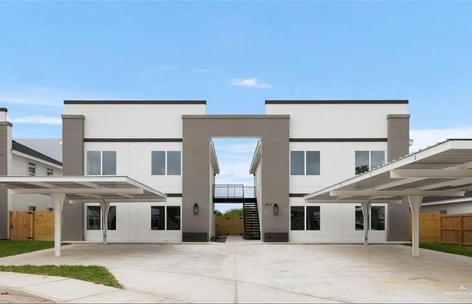 3514 S Dominique Dr #2