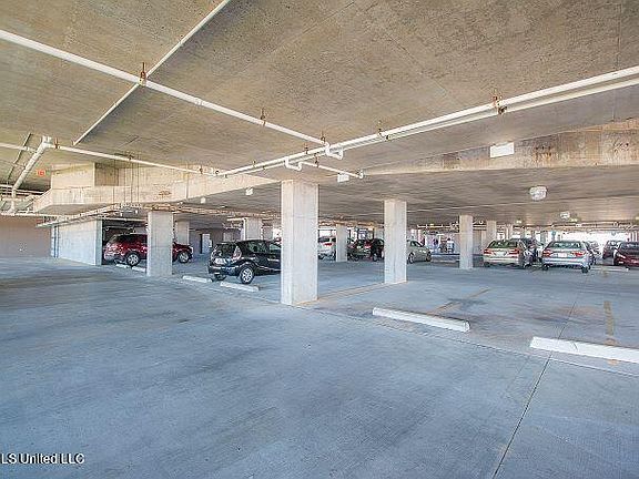 3rd image of 1899 Beach Blvd APT 711