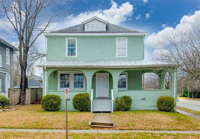 2922 Noble Ave #A — Photo 1