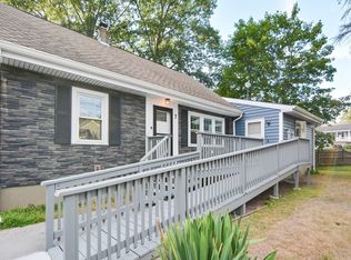 7 Maple St, Burlington, MA 01803
