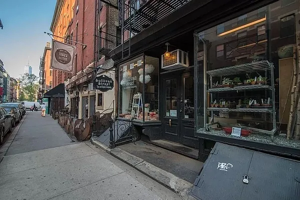 Rented by REAL New York | media 29