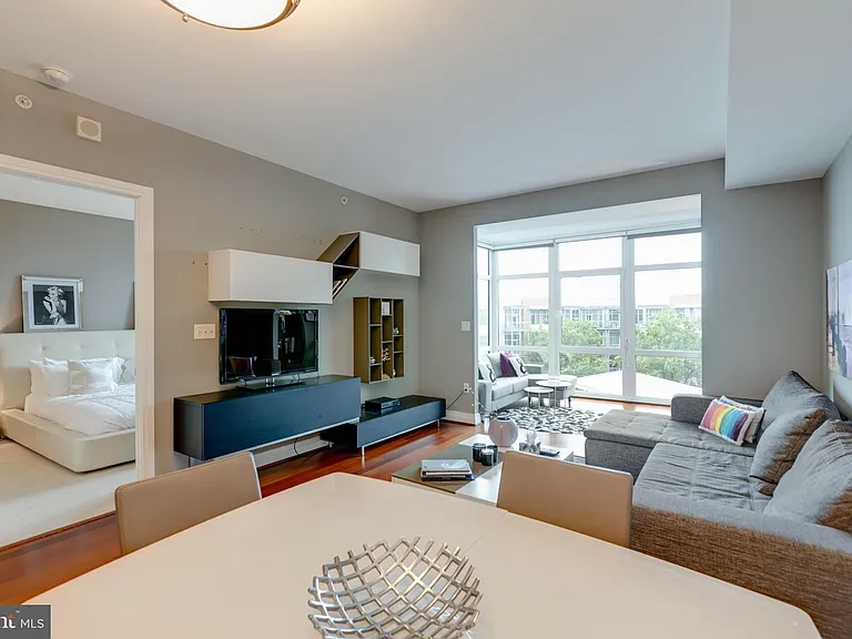 8220 Crestwood Heights Dr #614 — Photo 14