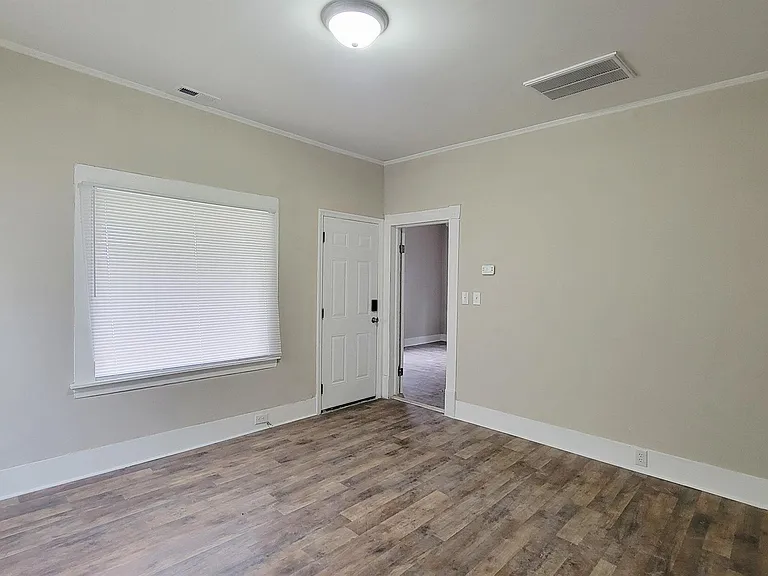 1230 Tank Ct — Photo 6
