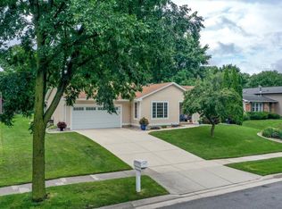 7305 Companion Ln, Middleton, WI 53562