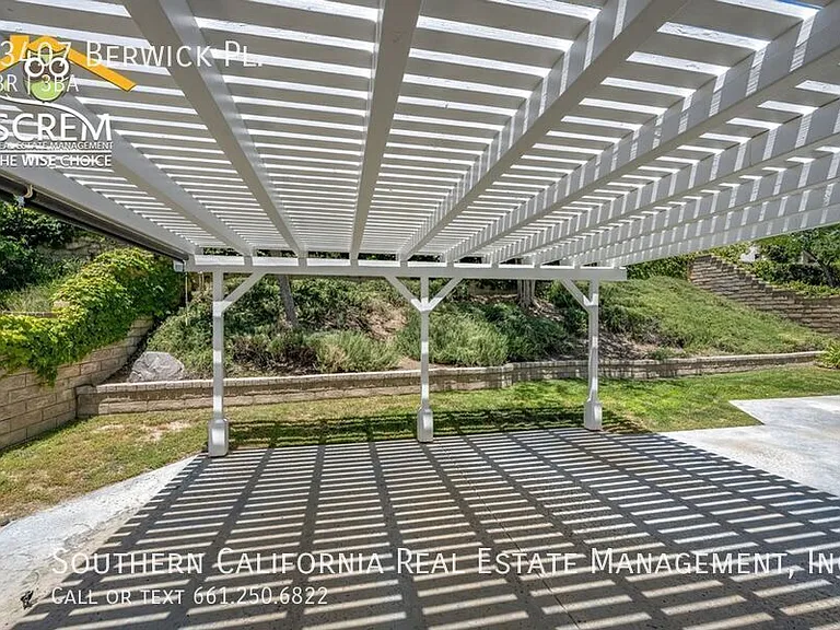 23407 Berwick Pl — Photo 31