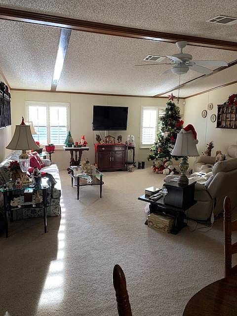 1st image of 1261 La Paloma Dr