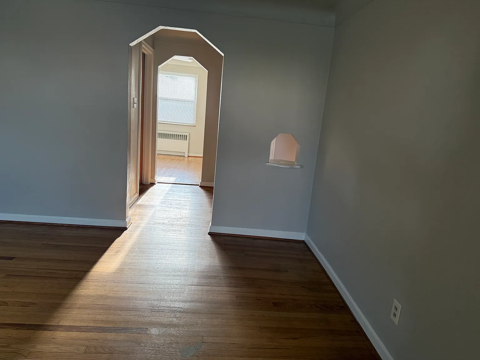 2 bed, $1,200 — Photo 4