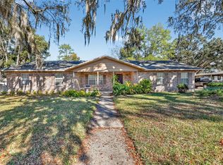 2011 NE 10th St, Ocala, FL 34470