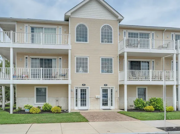 303 E Montgomery Ave #D, Wildwood, NJ 08260