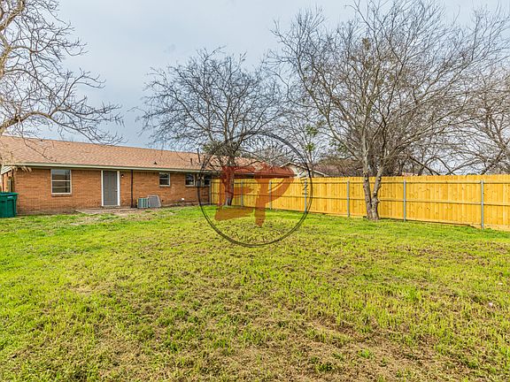 2nd image of 117 Shirley Dr #1