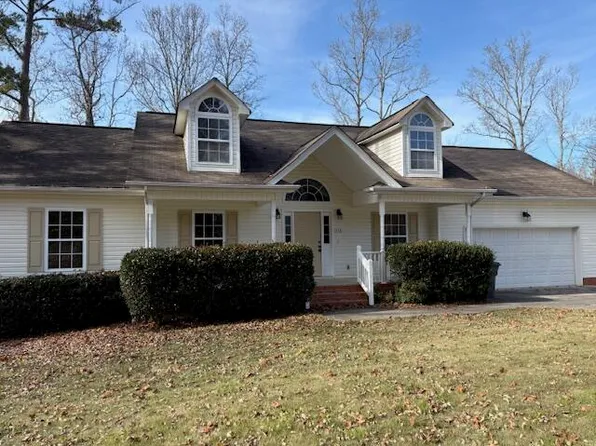 105 Oak Ridge Dr, La Fayette, GA 30728