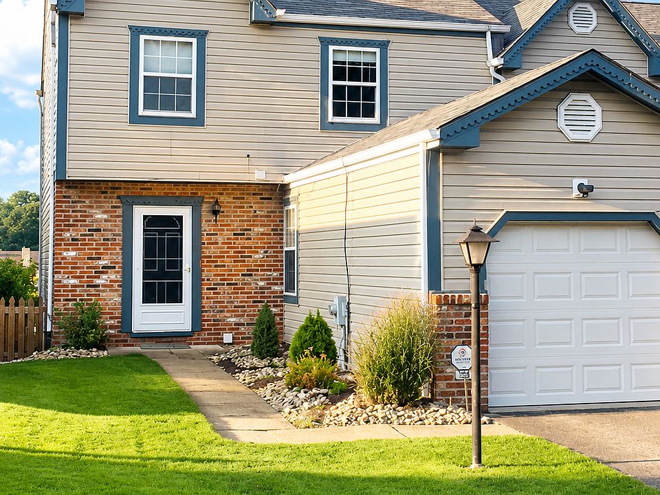 Welcome to 154 Villa Drive. A quiet neighborhood 5 minutes north of downtown!