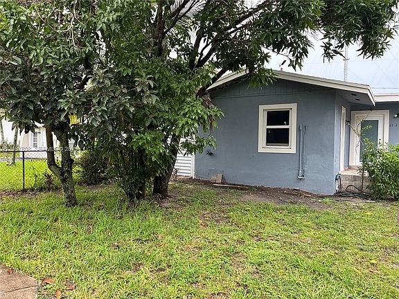 3rd image of 6124 SW 38th St