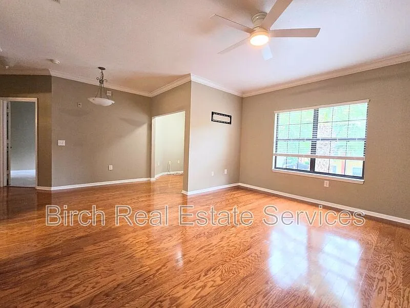 1 bed, 1.0 bath, 750 sqft, $1,495 — Photo 2