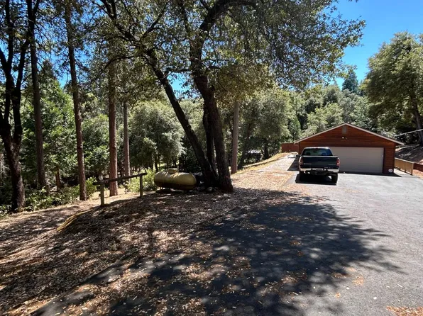 13050 Mount Zion Rd, Pine Grove, CA 95665